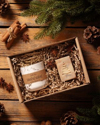 🎄 Náš tip na letošní vánoční hit? Tahle nová dárková sada! 🎁 Víc vánoční už být nemůže – najdete v ní naši letošní...